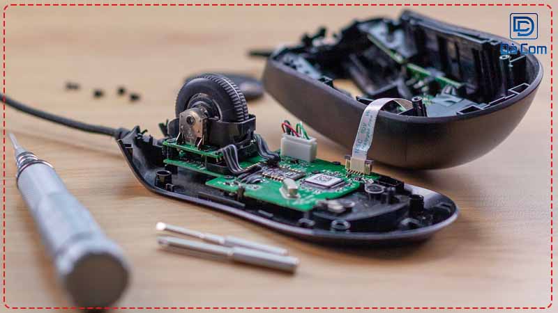 Dich-vu-sua-chuot-may-tinh-bi-hu-tai-da-nang-2