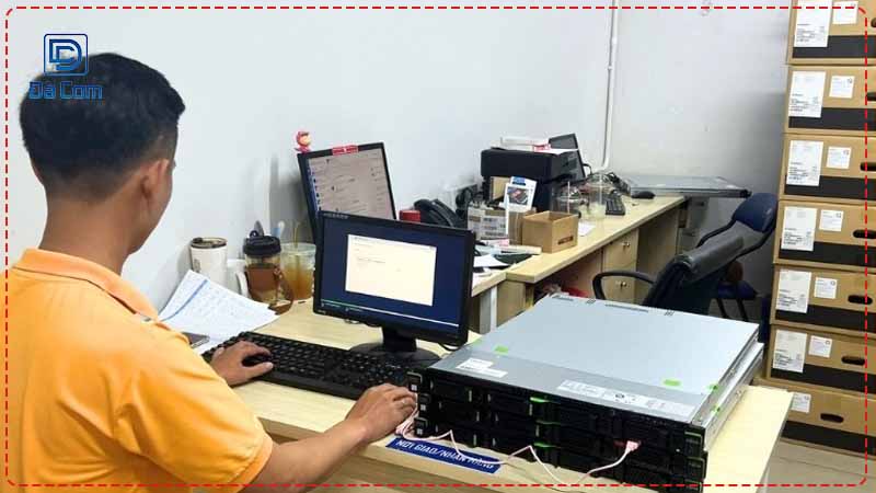 Dich-vu-trien-khai-may-chu-doanh-nghiep-tai-da-nang-1