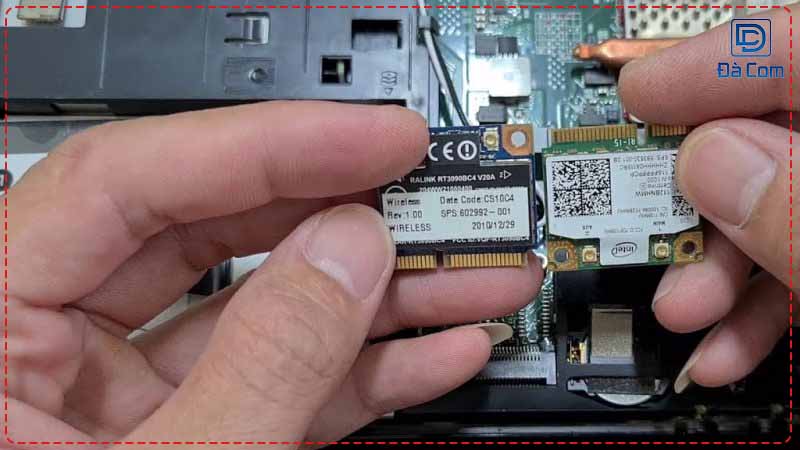 Sua-chua-card-wifi-laptop-tai-da-nang-2