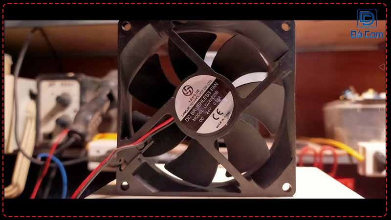 Sua-chua-quat-tan-nhiet-may-tinh-tai-da-nang-2