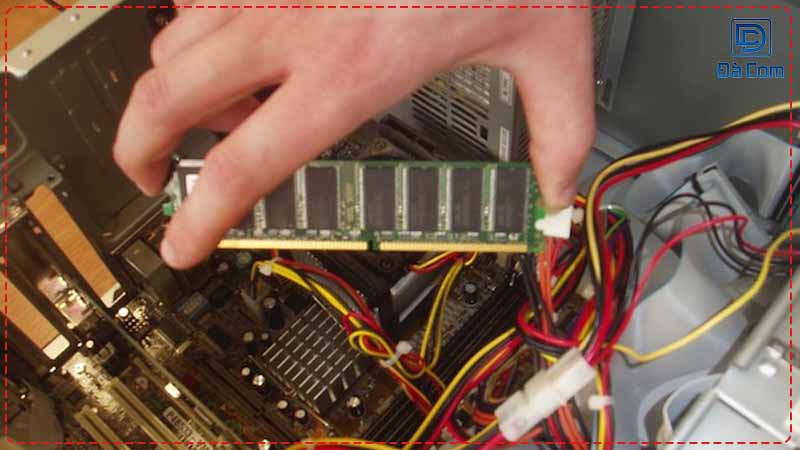 Sua-chua-ram-may-tinh-pc-uy-tin-da-nang